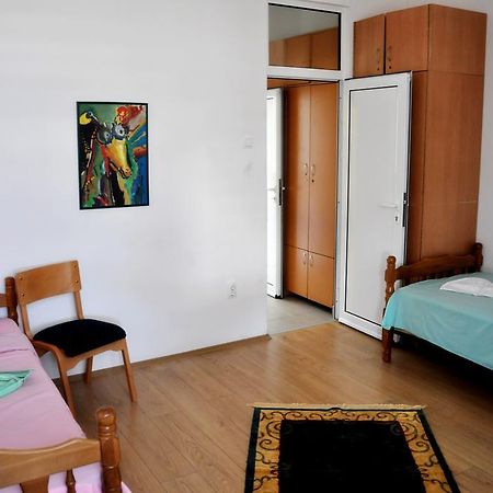 Rooms Karadjordje Belgrade Exterior photo