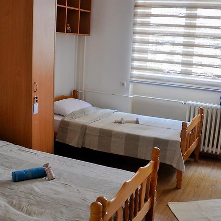 Rooms Karadjordje Belgrade Exterior photo