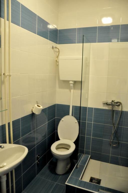 Rooms Karadjordje Belgrade Exterior photo