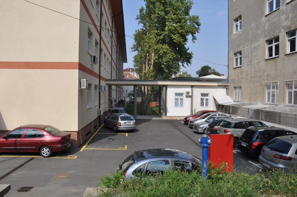 Rooms Karadjordje Belgrade Exterior photo