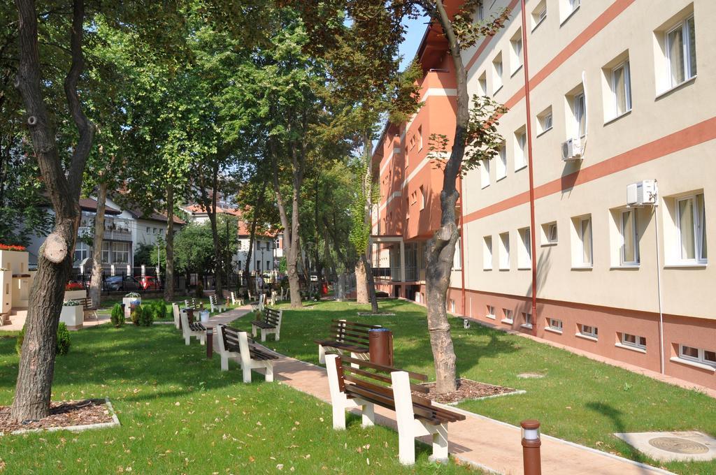 Rooms Karadjordje Belgrade Exterior photo