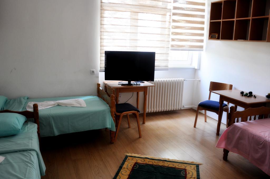 Rooms Karadjordje Belgrade Exterior photo